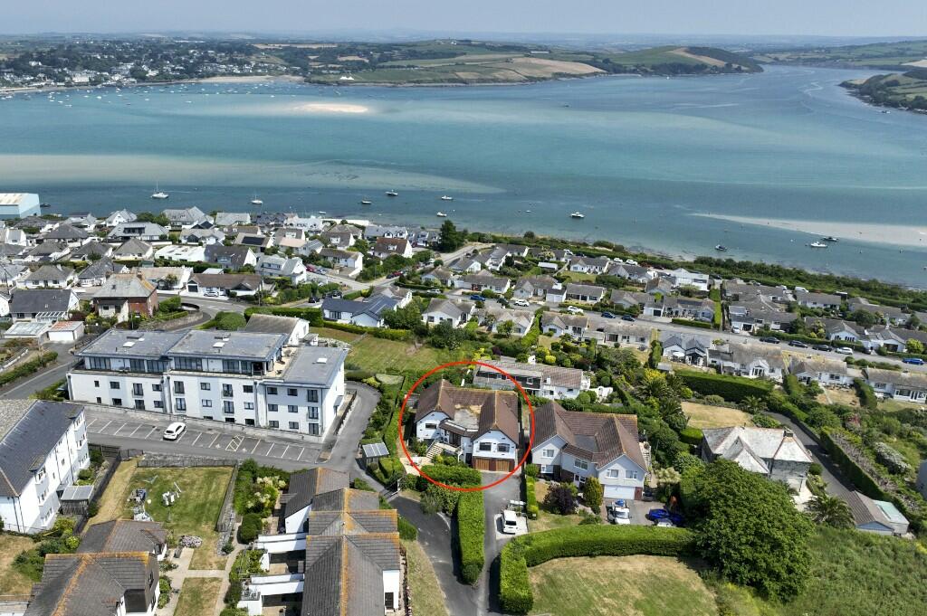4 bedroom apartment for sale in Padstow, PL28