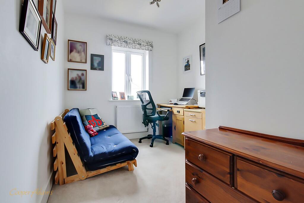 Additional property image - Delfont Grove, Angmering, BN16