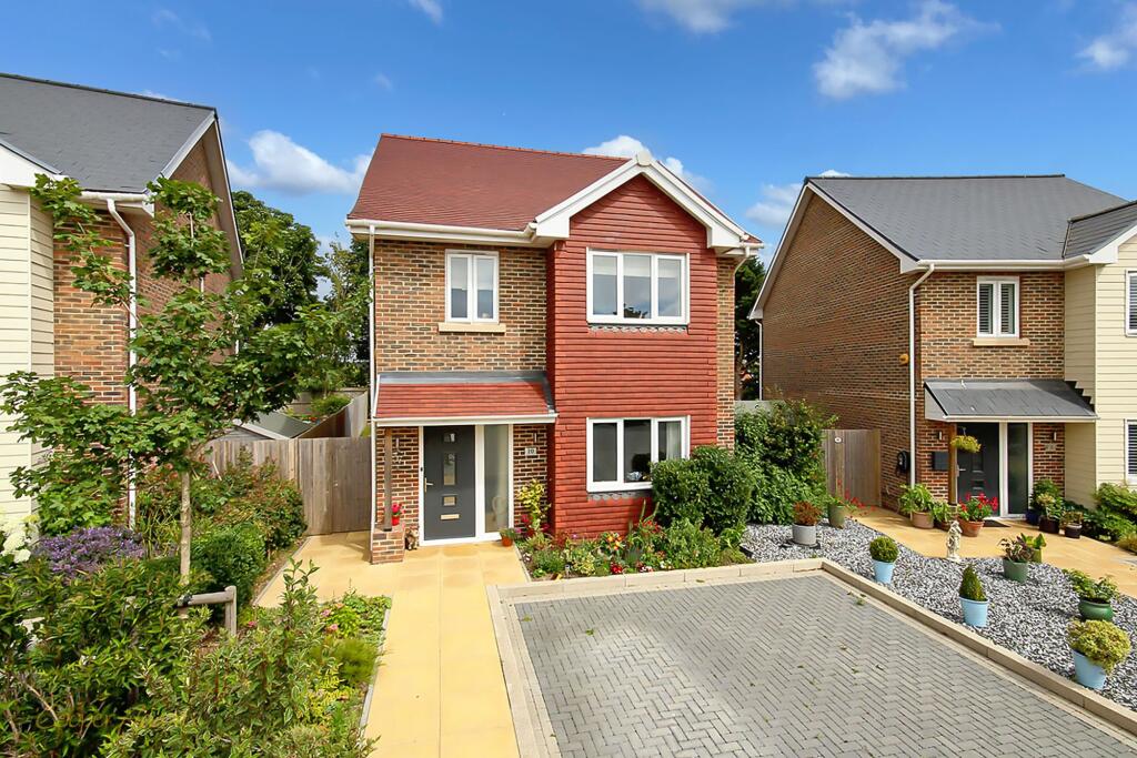 Main image of property: Delfont Grove, Angmering, BN16