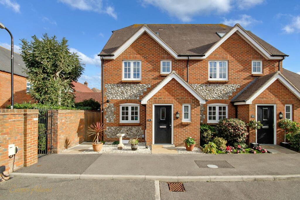 Main image of property: Willow Wood Close, Angmering, BN16