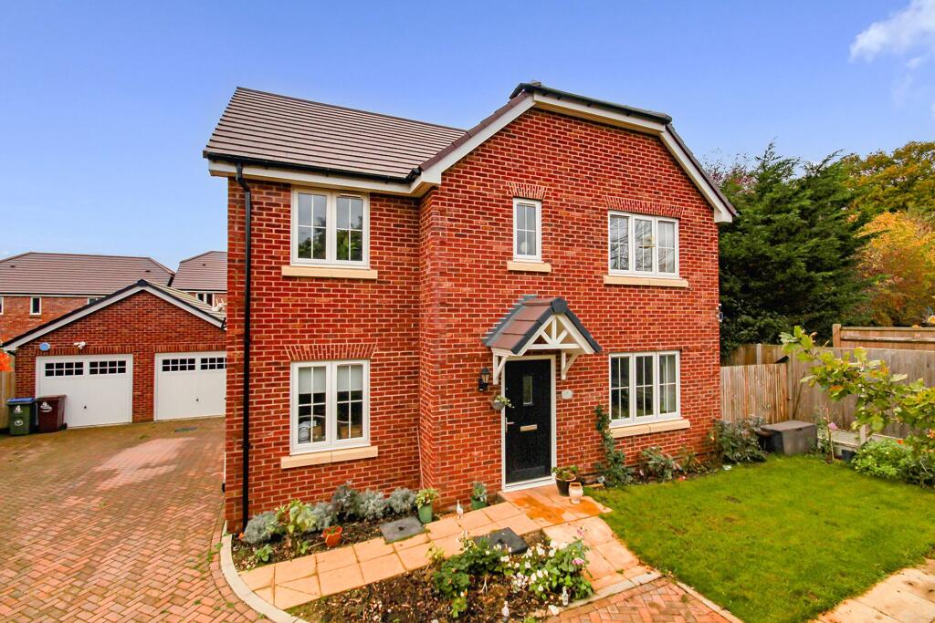Main image of property: Avocet Drive, Angmering, BN16