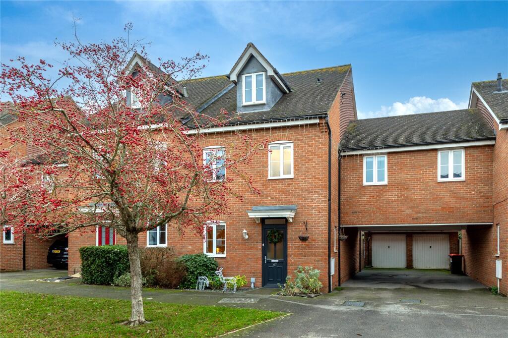 Main image of property: Hopton Grove, Newport Pagnell, Buckinghamshire, MK16