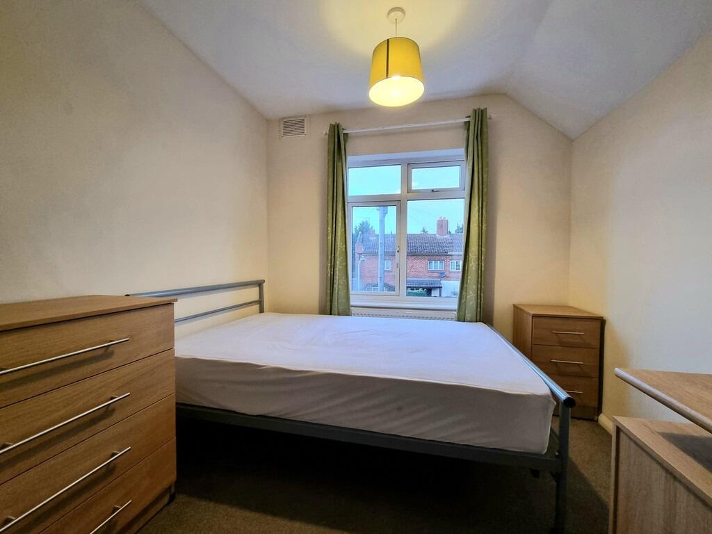 5 bedroom semidetached house for rent in Available SEPT 2023 1 Room