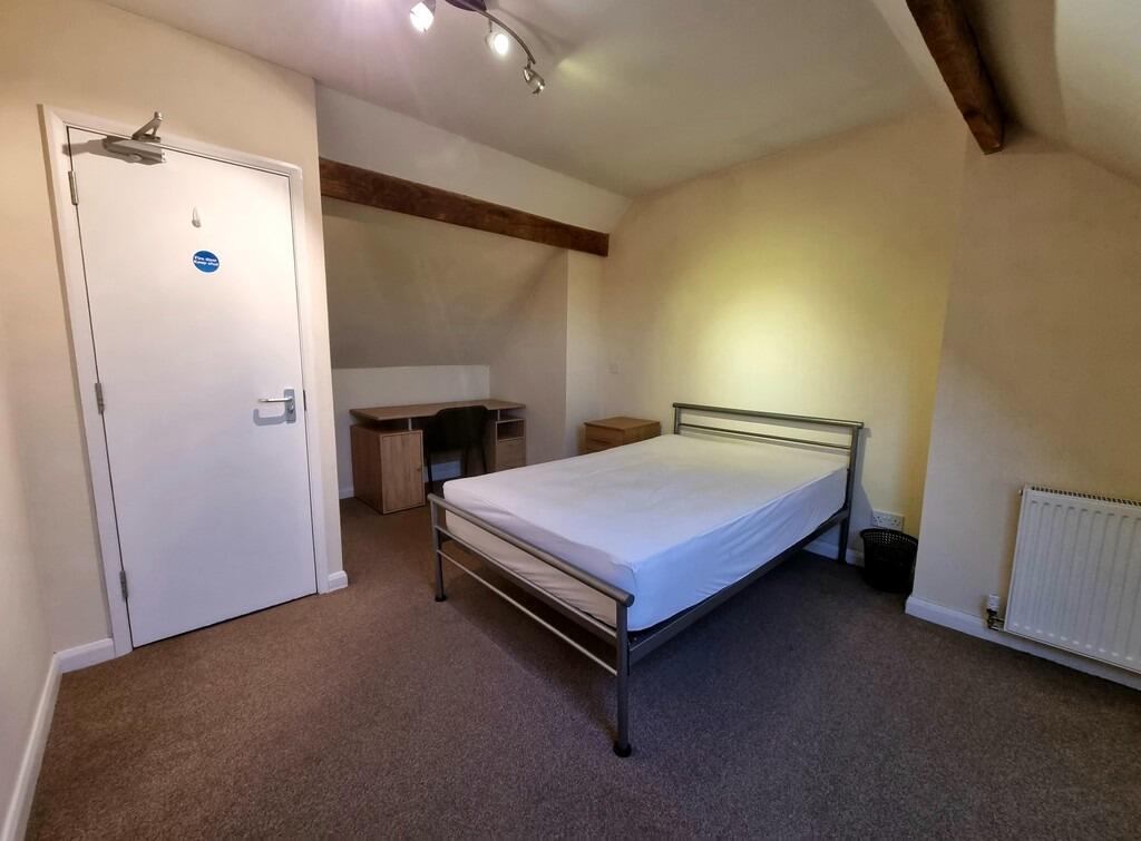 5 bedroom semidetached house for rent in Available SEPT 2023 1 Room