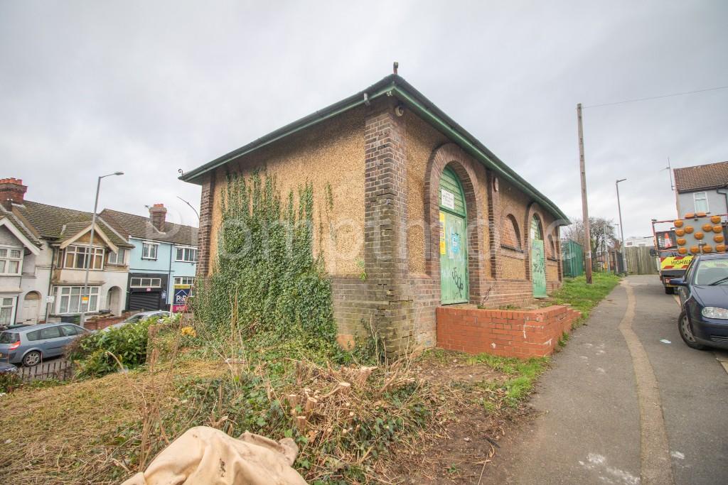 Warehouse for rent in Hitchin Road, Luton, Bedfordshire, LU2