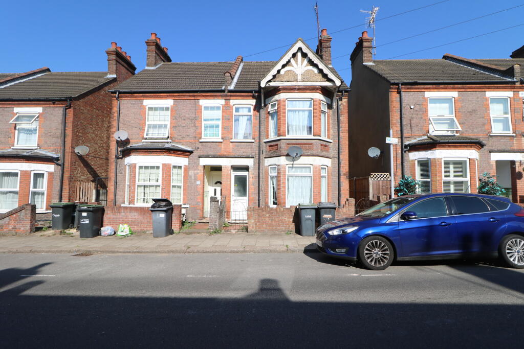 Main image of property: Reginald Street Luton LU2 7RB