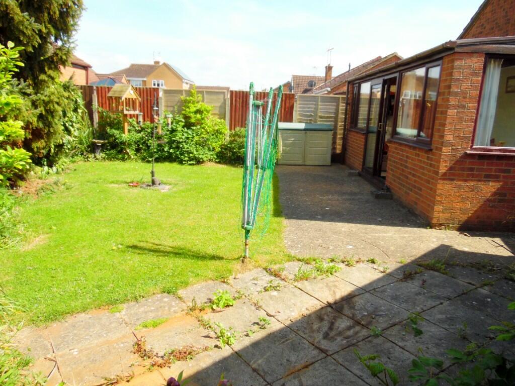 2 bedroom semidetached bungalow for sale in Falklands Road, Sutton