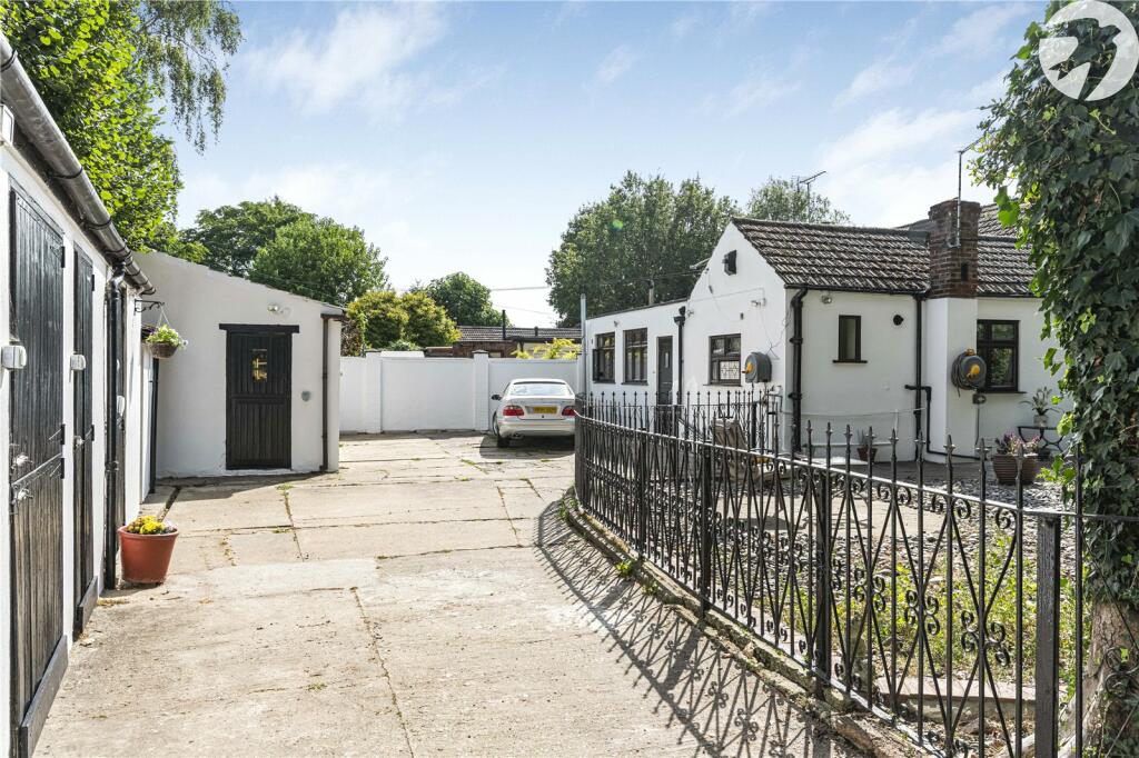 Additional property image - Heathwood Gardens, Swanley, Kent, BR8