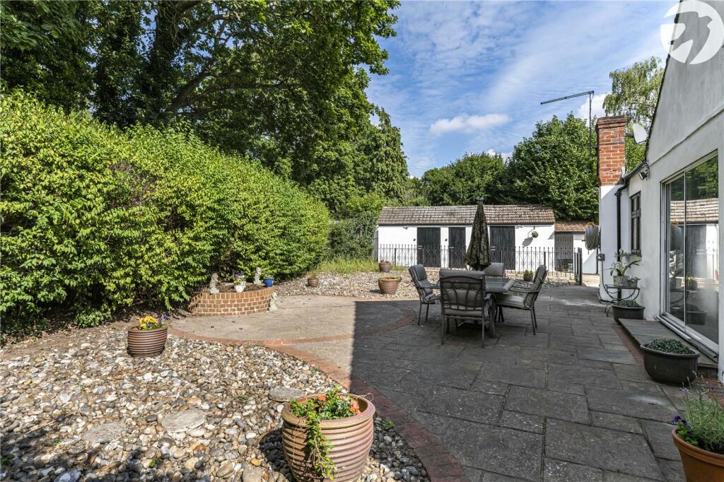 Additional property image - Heathwood Gardens, Swanley, Kent, BR8