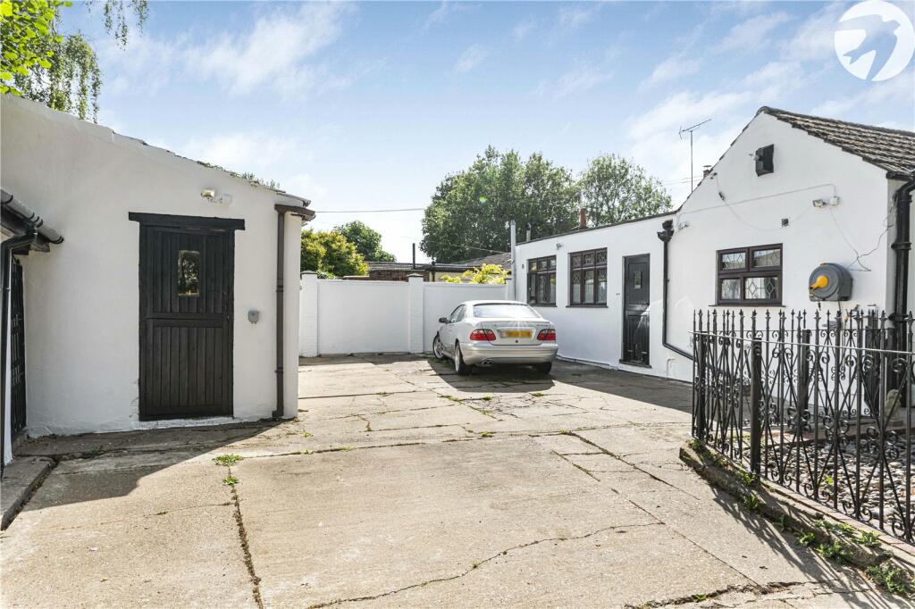 Additional property image - Heathwood Gardens, Swanley, Kent, BR8