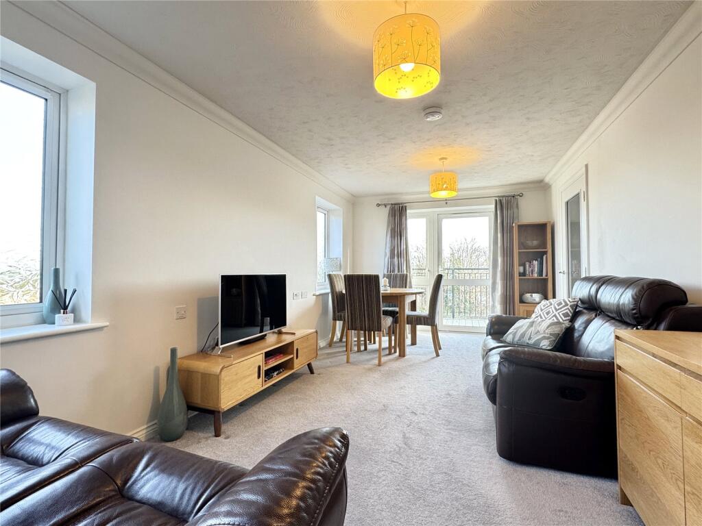 Additional property image - Birchwood Park Avenue, Swanley, Kent, BR8