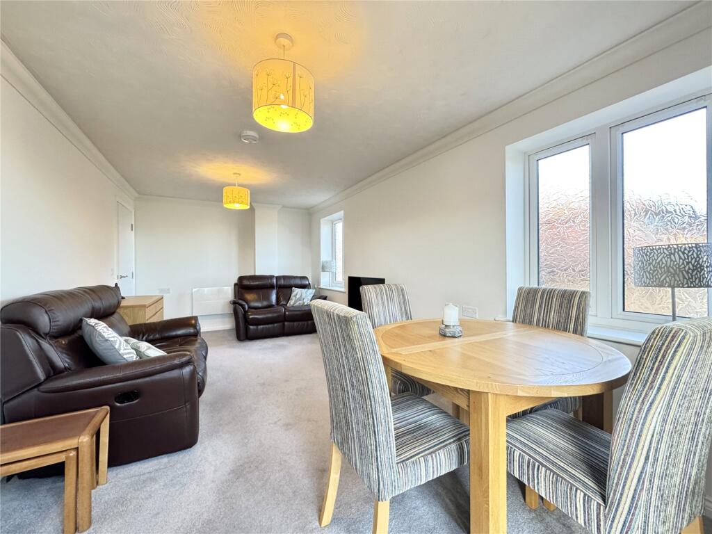 Additional property image - Birchwood Park Avenue, Swanley, Kent, BR8