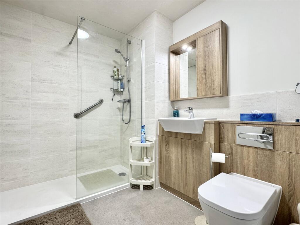 Additional property image - Birchwood Park Avenue, Swanley, Kent, BR8