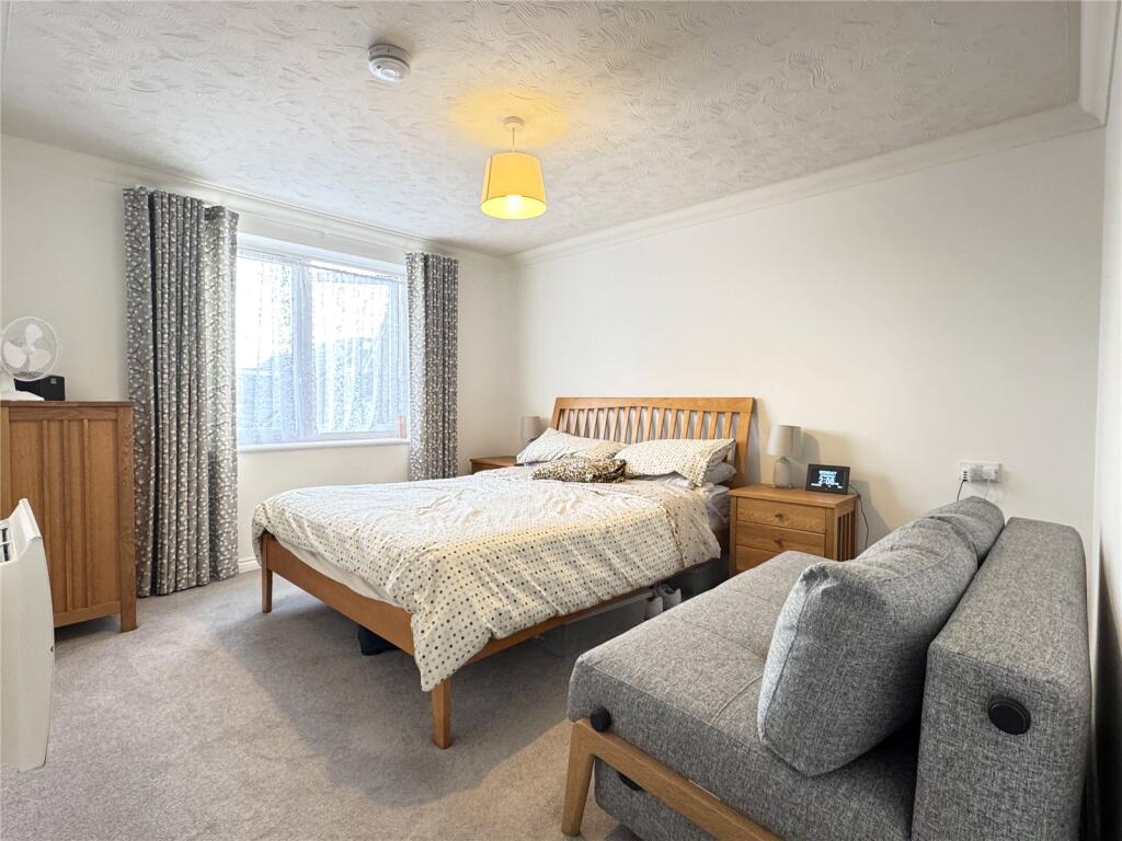 Additional property image - Birchwood Park Avenue, Swanley, Kent, BR8