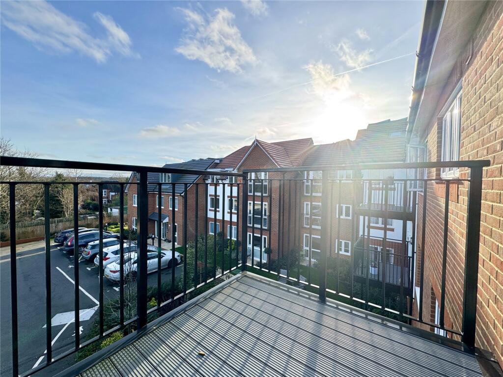 Additional property image - Birchwood Park Avenue, Swanley, Kent, BR8