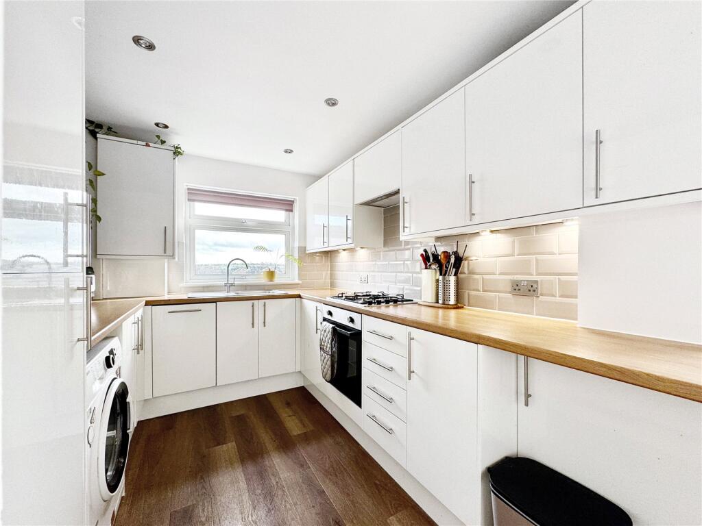 Additional property image - Winton Court, 25 Goldsel Road, Swanley, Kent, BR8