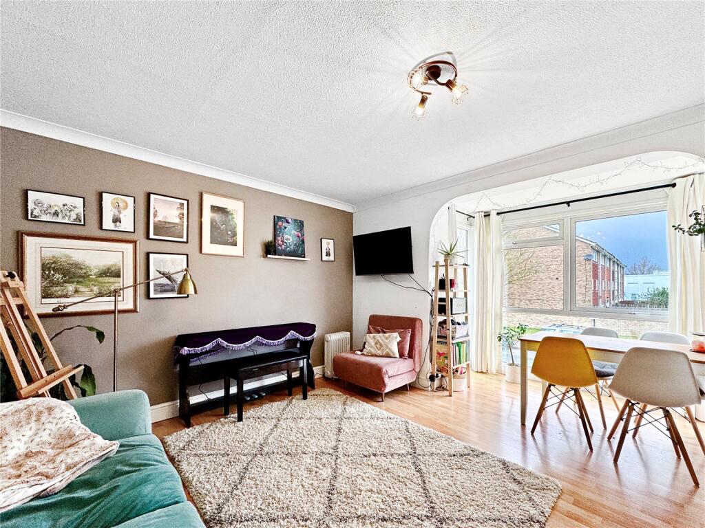 Additional property image - Winton Court, 25 Goldsel Road, Swanley, Kent, BR8
