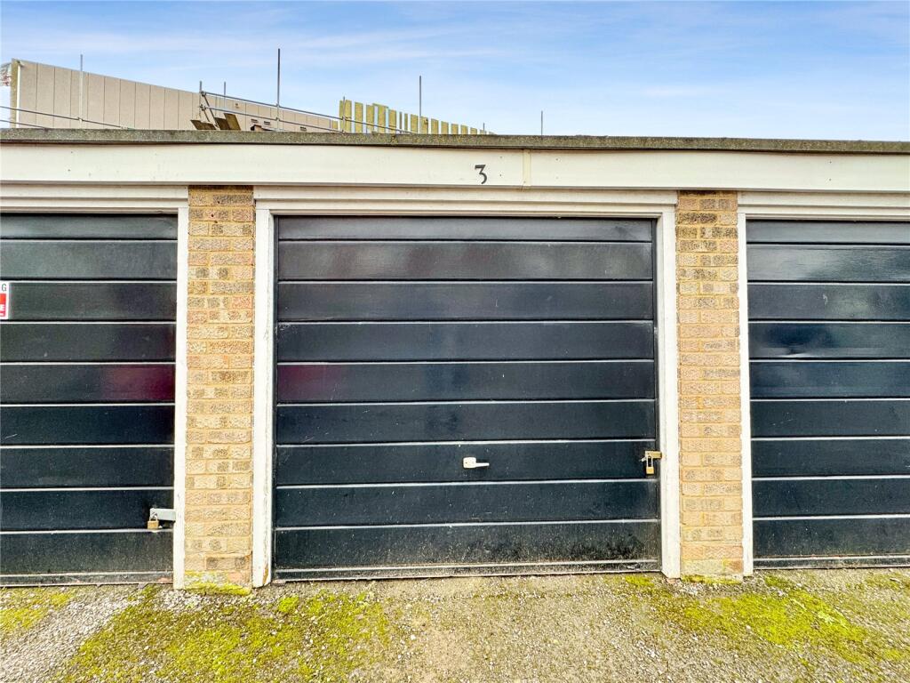 Additional property image - Winton Court, 25 Goldsel Road, Swanley, Kent, BR8