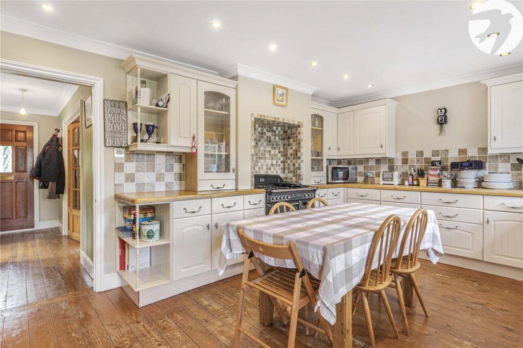 Additional property image - Pollyhaugh, Eynsford, Kent, DA4