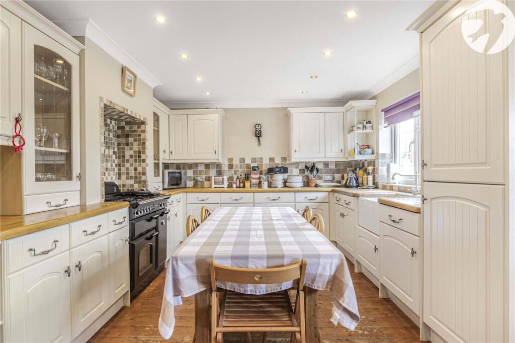 Additional property image - Pollyhaugh, Eynsford, Kent, DA4