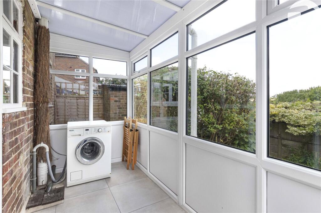 Additional property image - Pollyhaugh, Eynsford, Kent, DA4