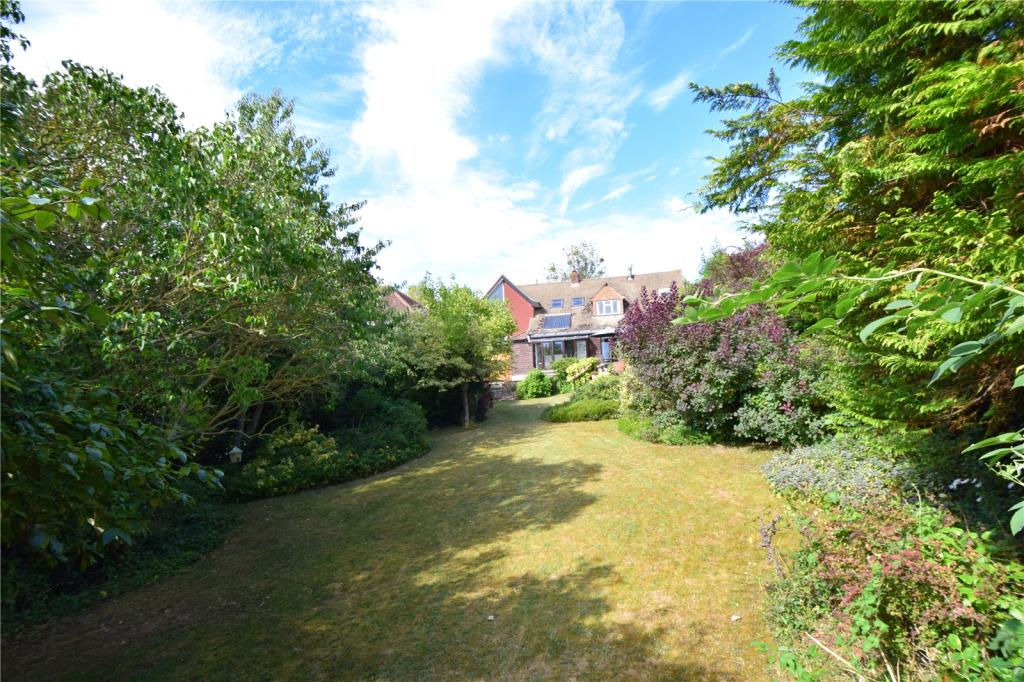 4 bedroom detached house for sale in Eynsford Rise, Eynsford, Kent, DA4