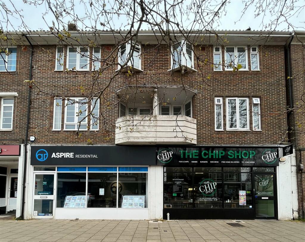 Commercial property for sale in Goring Road, GoringbySea, Worthing