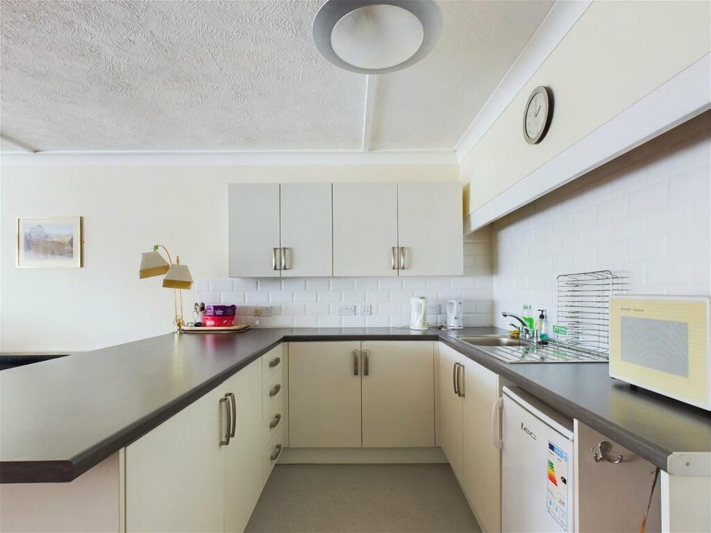 Additional property image - Penrith Court, Broadwater Street East, Worthing BN14 9AN