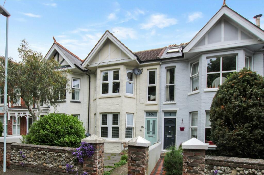 2 bedroom ground floor flat for sale in St Matthews Road, Worthing BN11