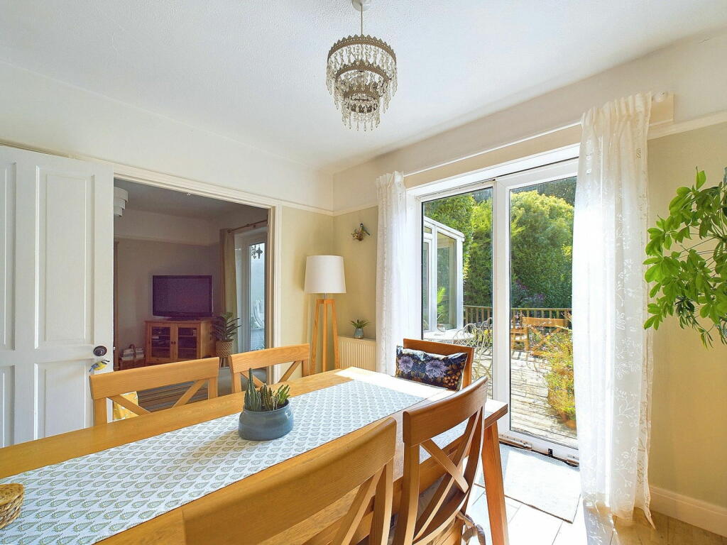 Additional property image - Clarendon Road, Worthing, BN14 8QQ