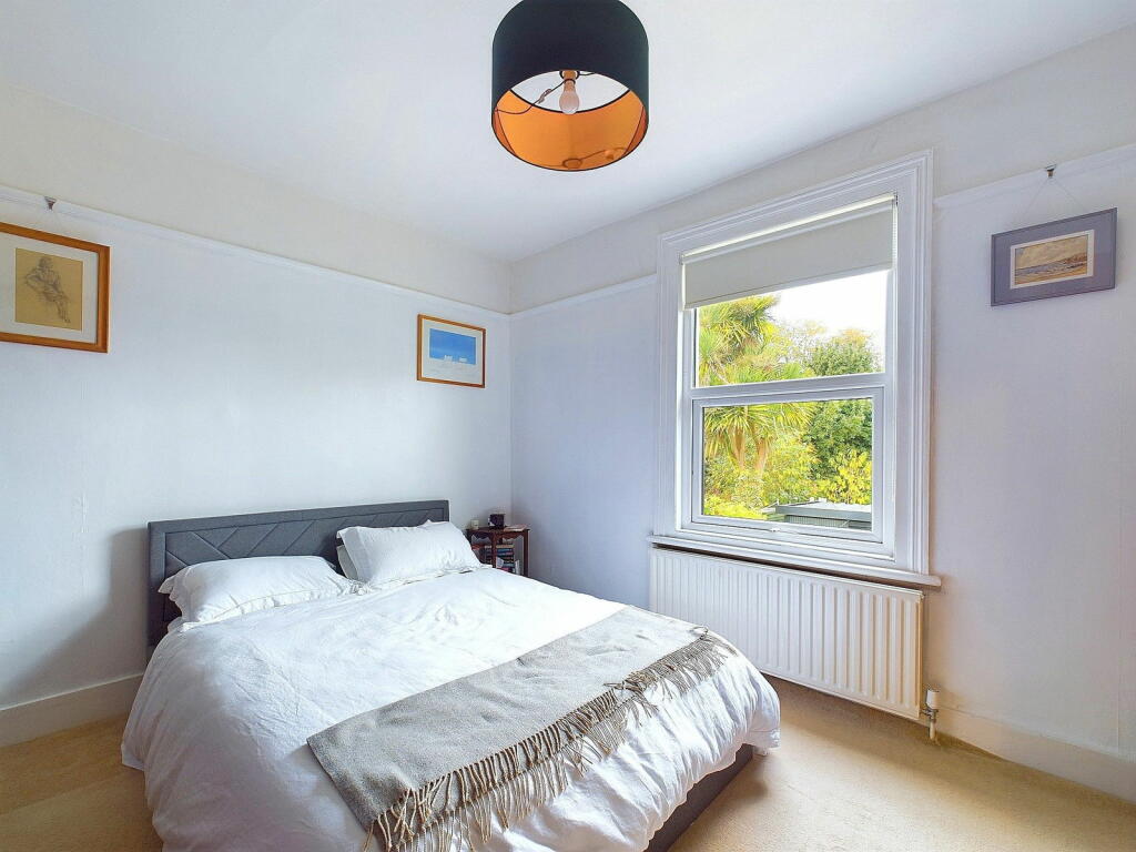 Additional property image - Chesswood Road, Worthing BN11 2AA