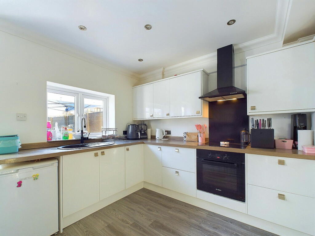 Additional property image - Southfield Road, Worthing BN14 9EQ