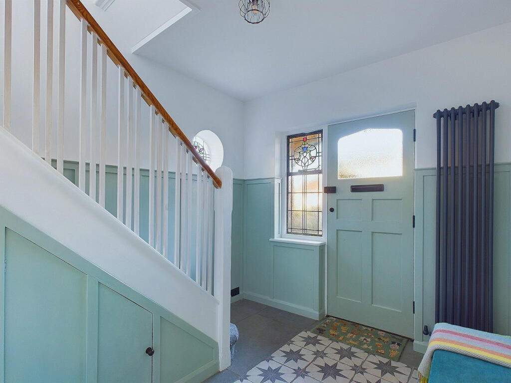 Additional property image - Loxwood Avenue, Worthing, BN14 7RF
