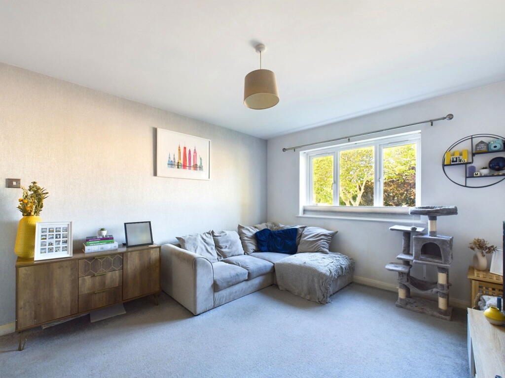 Additional property image - Woodsdale Court, Dominion Road, Worthing BN14 8JQ