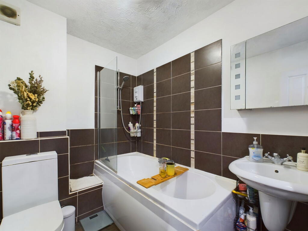 Additional property image - Woodsdale Court, Dominion Road, Worthing BN14 8JQ