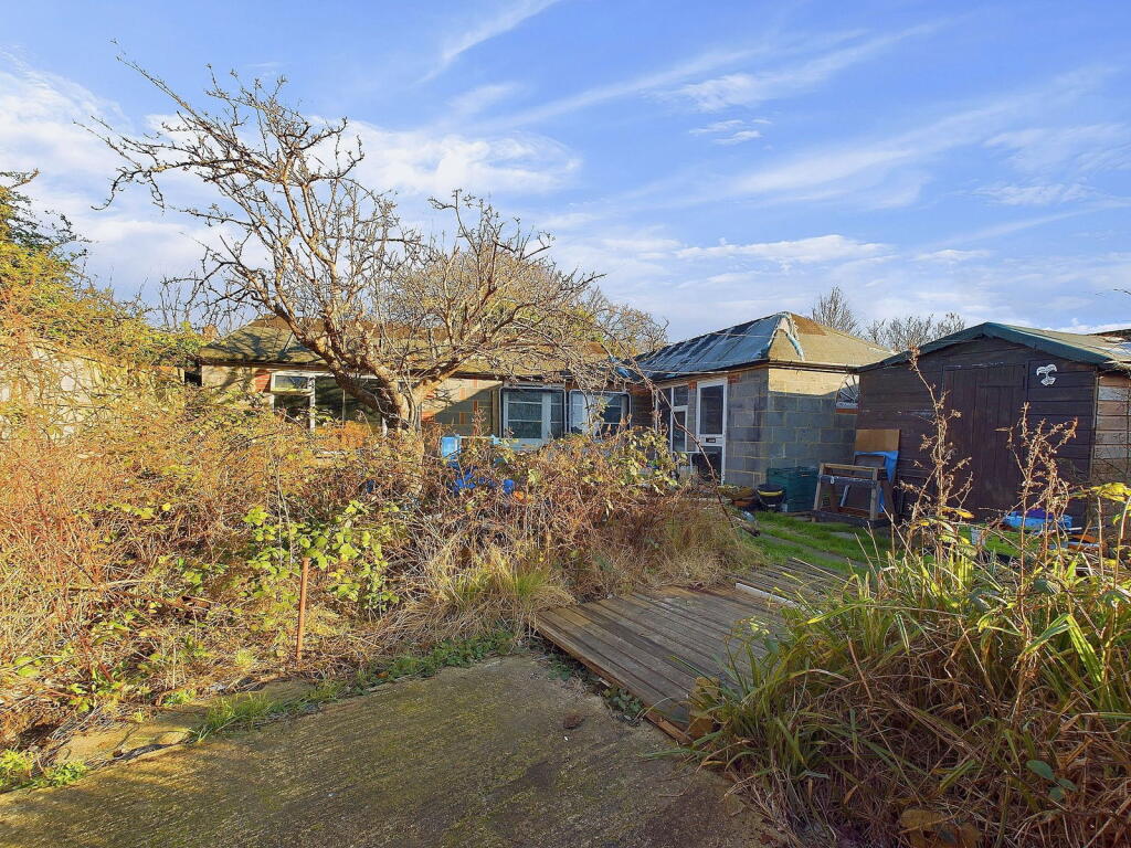 Additional property image - Windsor Road, Worthing BN11 2LX
