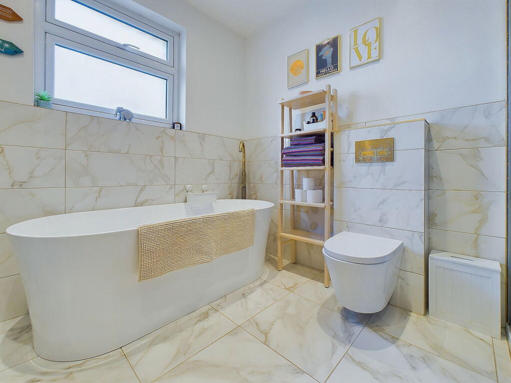 Additional property image - Loxwood Avenue, Worthing, BN14 7RF