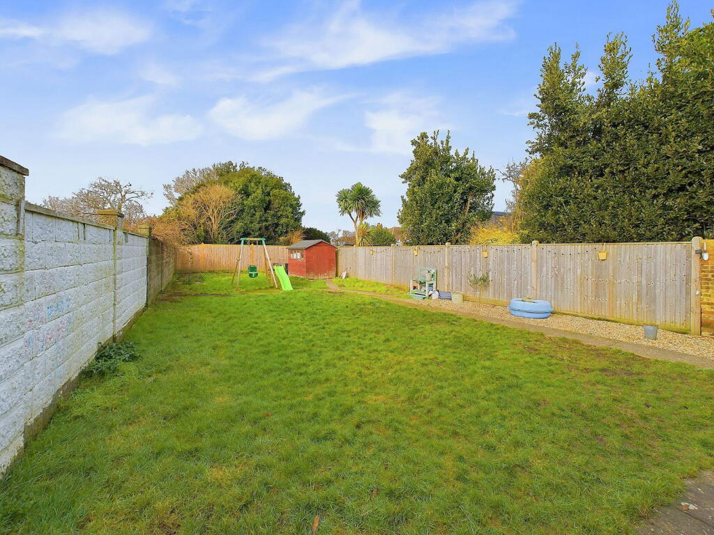 Additional property image - Loxwood Avenue, Worthing, BN14 7RF
