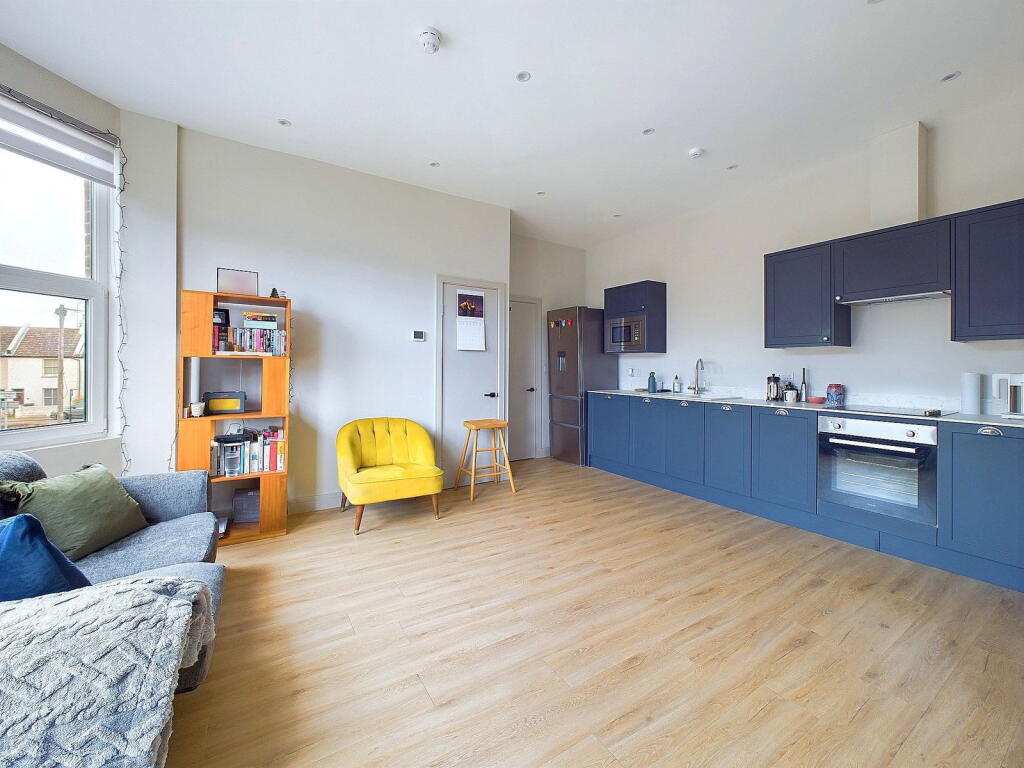 Additional property image - Shelley Road, Worthing