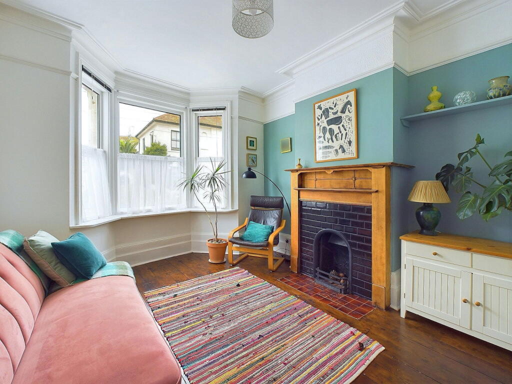 Additional property image - Hertford Road, Worthing BN11 1HX
