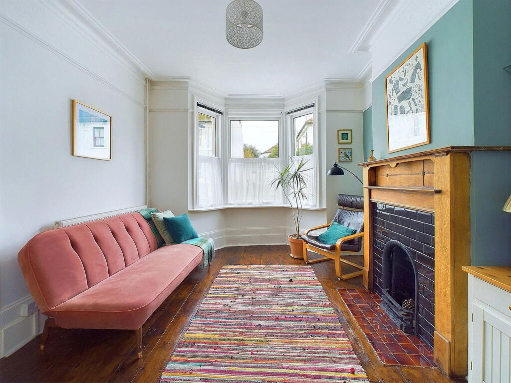 Additional property image - Hertford Road, Worthing BN11 1HX