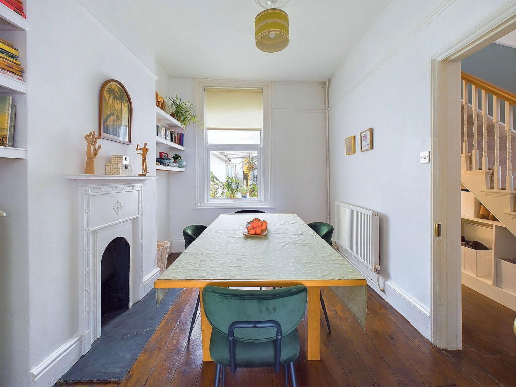 Additional property image - Hertford Road, Worthing BN11 1HX