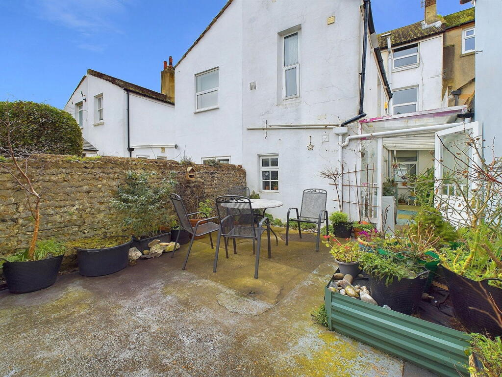 Additional property image - Hertford Road, Worthing BN11 1HX