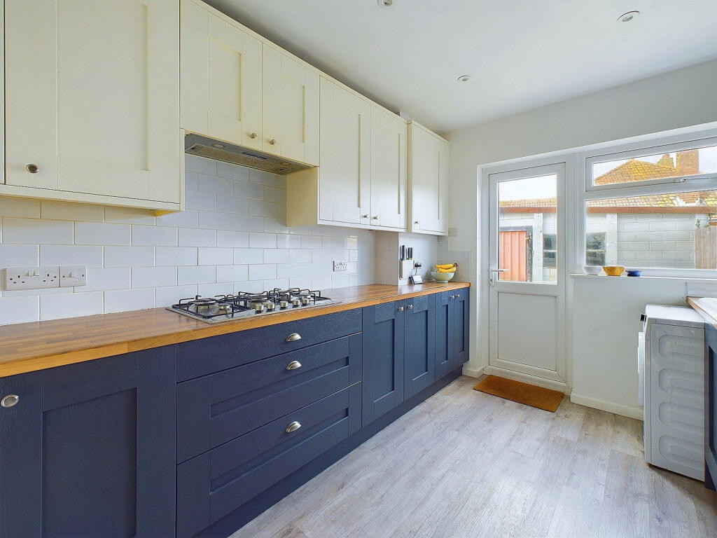 Additional property image - Wiston Avenue, Worthing BN14 7PX