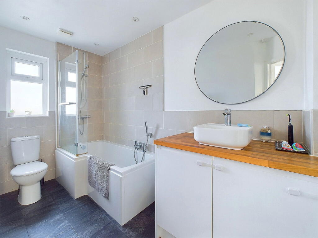 Additional property image - Wiston Avenue, Worthing BN14 7PX