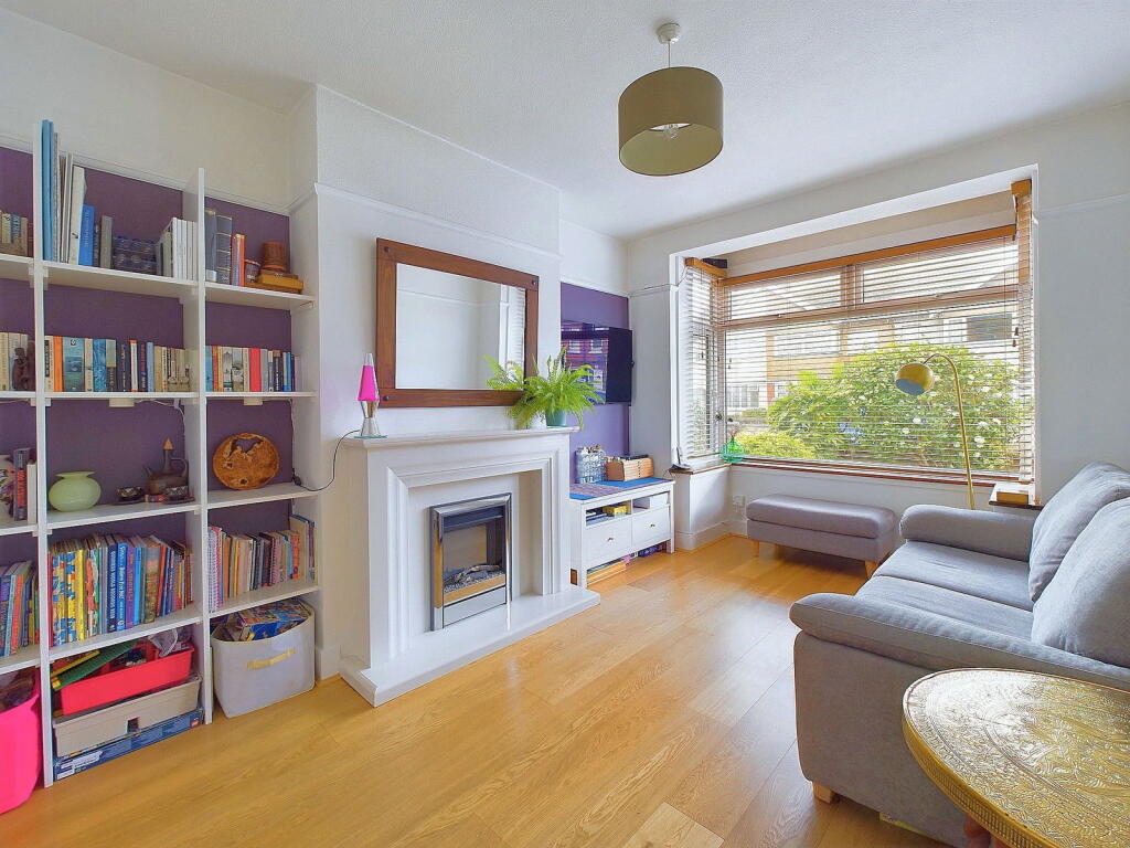 Additional property image - St. Thomas Road, Worthing BN14 7JW