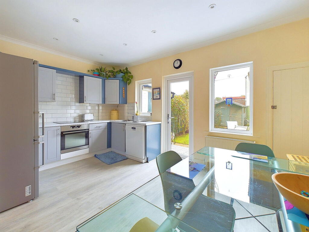 Additional property image - St. Thomas Road, Worthing BN14 7JW