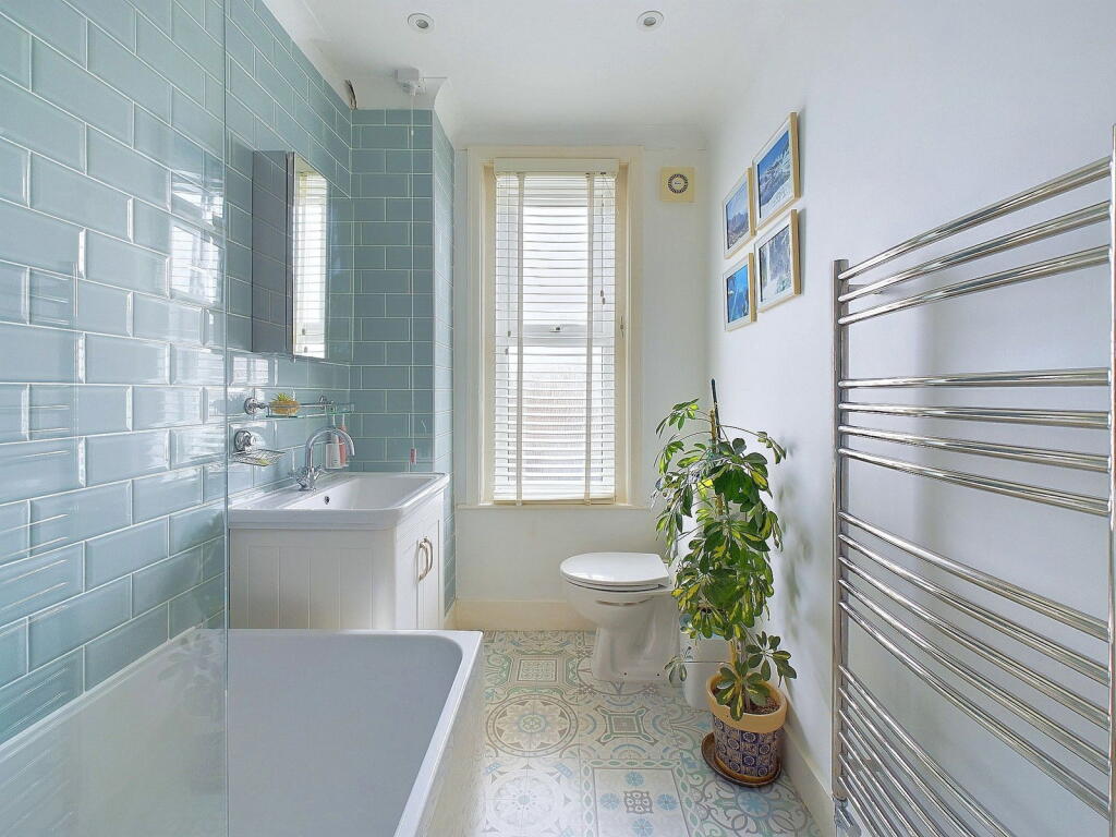 Additional property image - St. Thomas Road, Worthing BN14 7JW