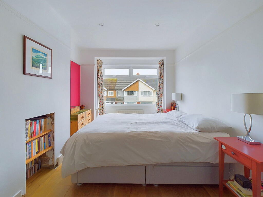 Additional property image - St. Thomas Road, Worthing BN14 7JW