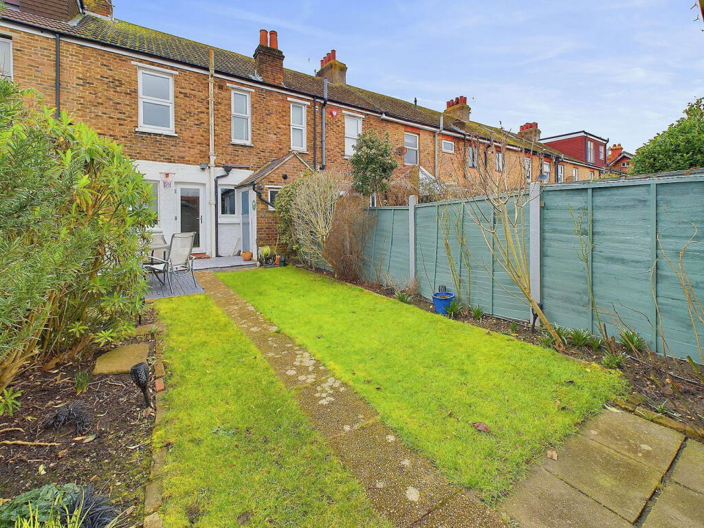 Additional property image - St. Thomas Road, Worthing BN14 7JW